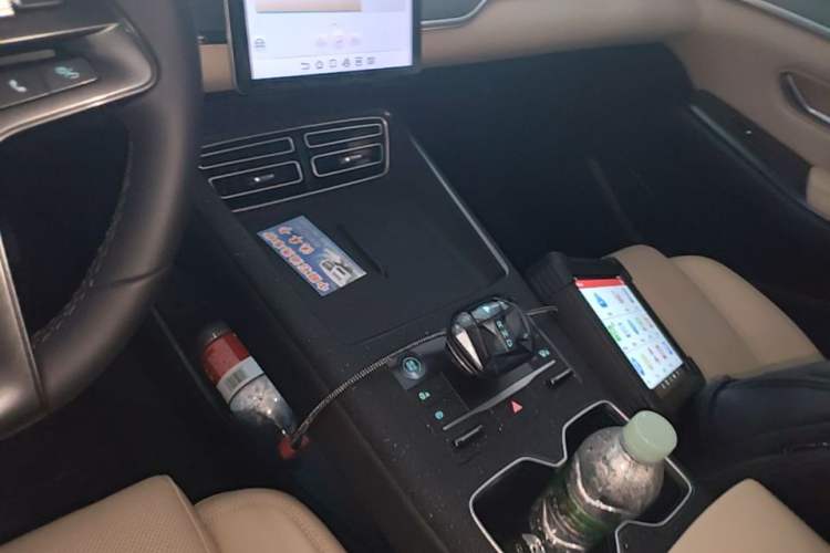 Used BYD Song Pro New Energy 2025 Second-Generation DM-i 75KM Leading Edition Gear Lever