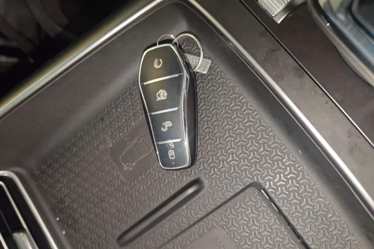 Used BYD Song Pro New Energy 2025 Second-Generation Intelligent Driving Version DM-i 115KM Superior Trim Interior 1
