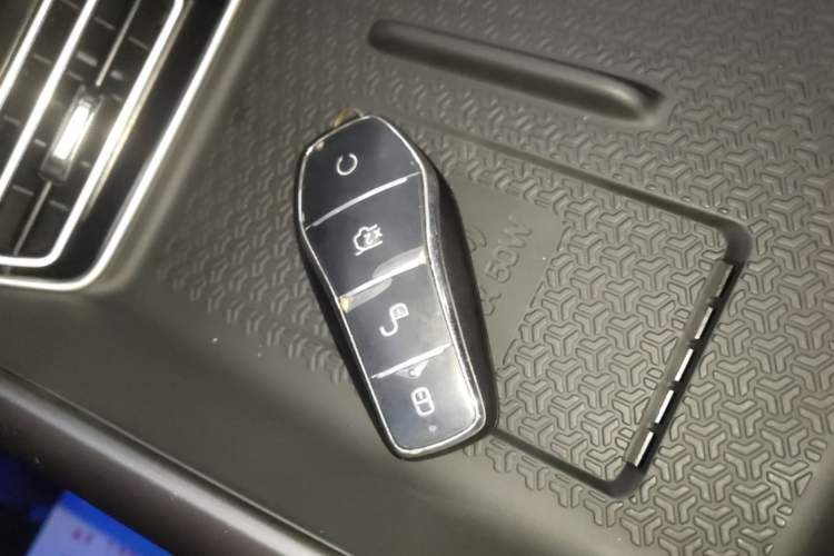 Used BYD Song Pro New Energy 2025 Second-Generation Intelligent Driving Version DM-i 115KM Superior Trim Interior 1