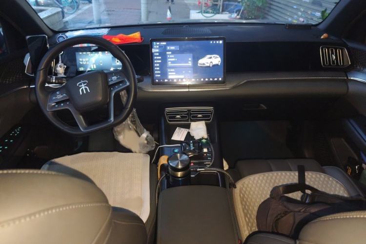 Used BYD Song Pro New Energy 2025 2nd Generation Intelligent Driving Version DM-i 75KM Leading Edition Interior 2