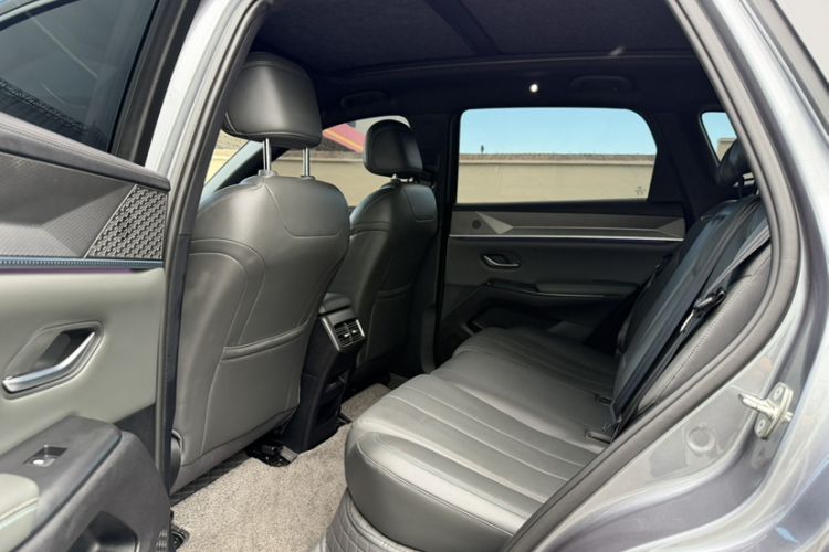 Used BYD Song Pro New Energy 2025 2nd Generation Intelligent Driving Version DM-i 75KM Overachiever Trim Interior 4