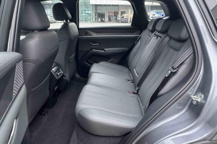 Used BYD Song Pro New Energy 2025 Second-Generation Intelligent Driving Version DM-i 115KM Excellence Edition Interior 6