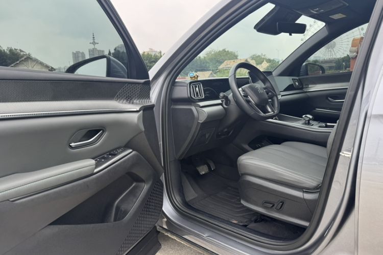 Used BYD Song Pro New Energy 2025 2nd Generation Intelligent Driving Version DM-i 75KM Leading Edition Interior 6