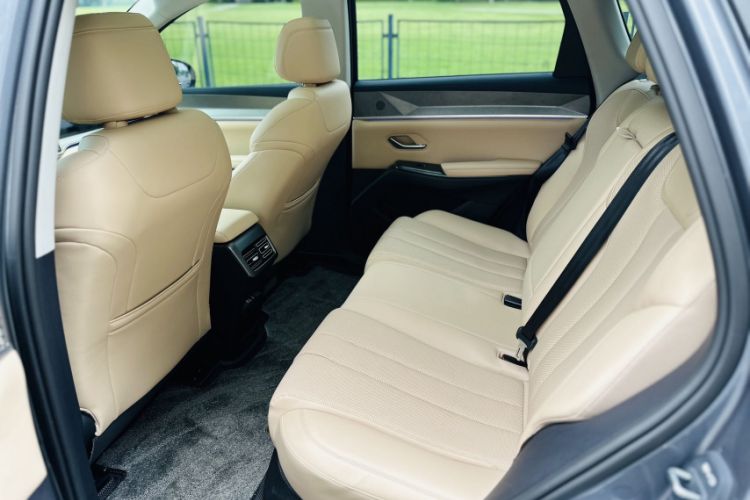 Used BYD Song Pro New Energy 2025 Second-Generation DM-i 115KM Excellence Version Interior 9