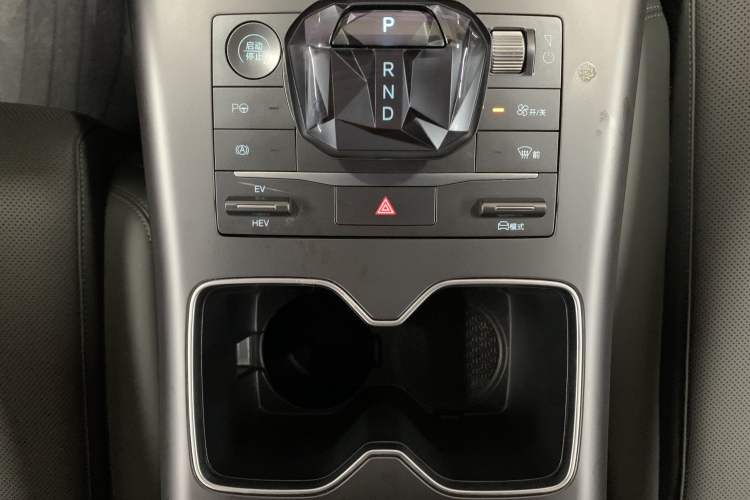 Used BYD Song Pro New Energy 2025 2nd Generation Intelligent Driving Version DM-i 75KM Leading Edition Interior 9
