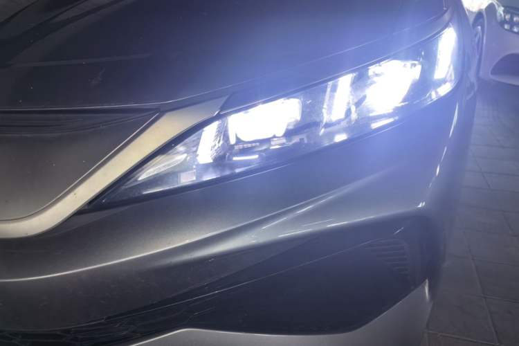 Used BYD Song Pro New Energy 2025 Second-Generation Intelligent Driving Version DM-i 115KM Superior Trim Left Front Headlight