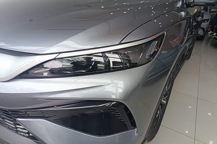 Used BYD Song Pro New Energy 2025 2nd Generation Intelligent Driving Version DM-i 75KM Leading Edition Left Front Headlight