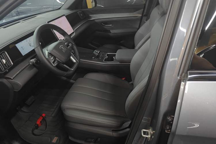 Used BYD Song Pro New Energy 2025 2nd Generation Intelligent Driving Version DM-i 75KM Leading Edition Left Front Seat