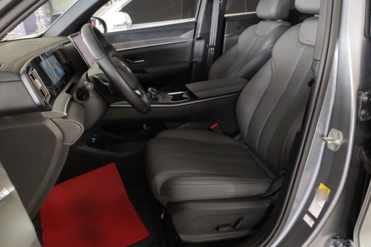 Used BYD Song Pro New Energy 2025 2nd Generation Intelligent Driving Version DM-i 75KM Leading Edition Left Front Seat