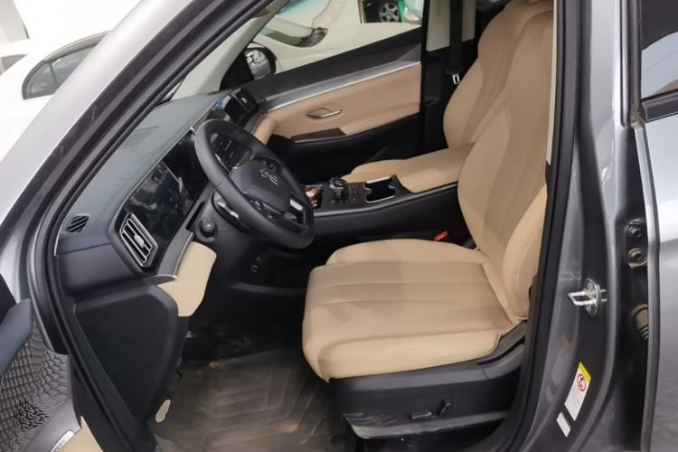 Used BYD Song Pro New Energy 2025 2nd Generation Intelligent Driving Version DM-i 75KM Leading Edition Left Front Seat