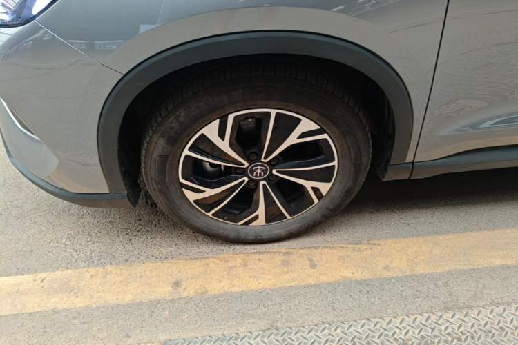 Used BYD Song Pro New Energy 2025 Second-Generation DM-i 115KM Overachiever Trim Left Front Wheel Hub