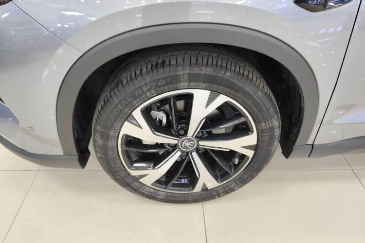 Used BYD Song Pro New Energy 2025 Second-Generation Intelligent Driving Version DM-i 115KM Excellence Edition Left Front Wheel Hub