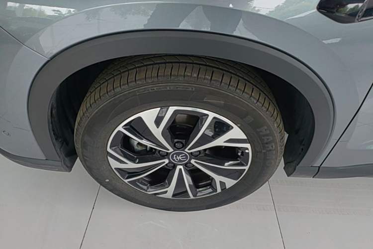 Used BYD Song Pro New Energy 2025 2nd Generation Intelligent Driving Version DM-i 75KM Leading Edition Left Front Wheel Hub