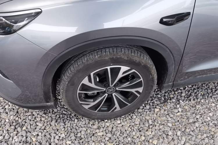 Used BYD Song Pro New Energy 2025 2nd Generation Intelligent Driving Version DM-i 75KM Leading Edition Left Front Wheel Hub