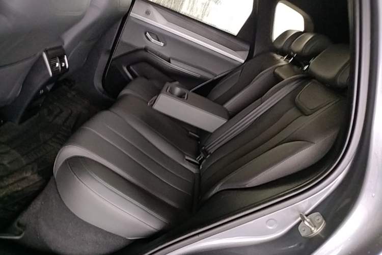 Used BYD Song Pro New Energy 2025 2nd Generation Intelligent Driving Version DM-i 75KM Leading Edition Left Rear Seat
