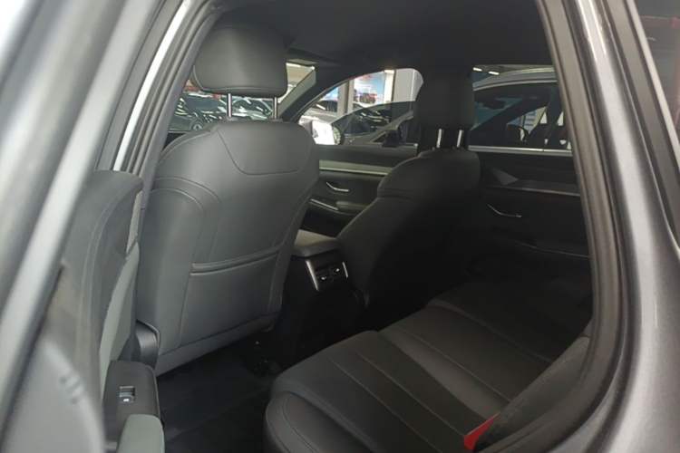 Used BYD Song Pro New Energy 2025 2nd Generation Intelligent Driving Version DM-i 75KM Leading Edition Left Rear Seat