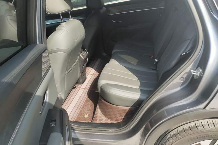 Used BYD Song Pro New Energy 2025 Second-Generation Intelligent Driving Version DM-i 115KM Superior Trim Left Rear Seat