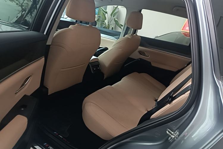 Used BYD Song Pro New Energy 2025 2nd Generation Intelligent Driving Version DM-i 75KM Leading Edition Left Rear Seat