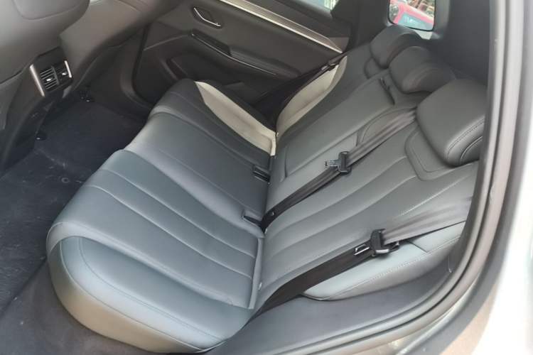 Used BYD Song Pro New Energy 2025 2nd Generation Intelligent Driving Version DM-i 75KM Leading Edition Left Rear Seat