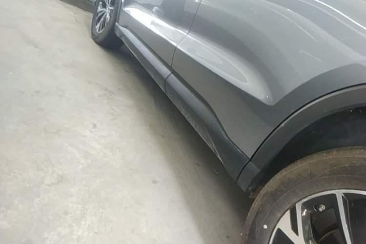 Used BYD Song Pro New Energy 2025 Second-Generation Intelligent Driving Version DM-i 115KM Superior Trim Left Side Sill