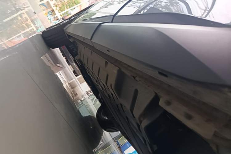 Used BYD Song Pro New Energy 2025 2nd Generation Intelligent Driving Version DM-i 75KM Leading Edition Left Side Sill