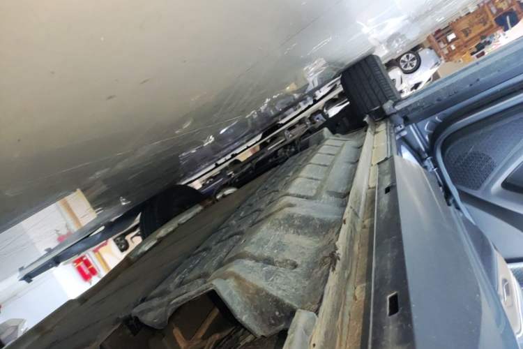 Used BYD Song Pro New Energy 2025 Second-Generation DM-i 75KM Leading Edition Left Side Sill