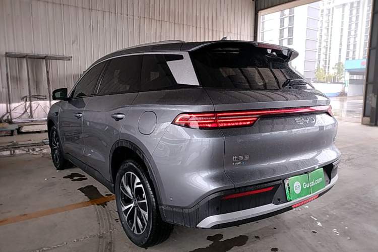 Used BYD Song Pro New Energy 2025 2nd Generation Intelligent Driving Version DM-i 75KM Leading Edition Rear Left 45 Deg
