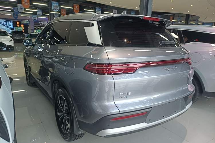 Used BYD Song Pro New Energy 2025 2nd Generation Intelligent Driving Version DM-i 75KM Leading Edition Rear Left 45 Deg