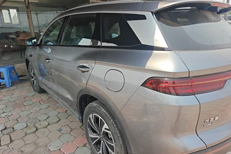 Used BYD Song Pro New Energy 2025 2nd Generation Intelligent Driving Version DM-i 75KM Leading Edition Rear Left 45 Deg