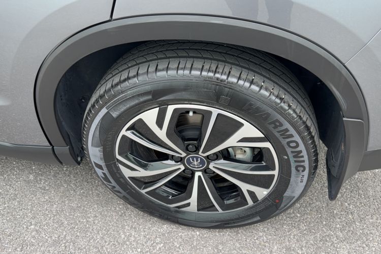 Used BYD Song Pro New Energy 2025 2nd Generation Intelligent Driving Version DM-i 75KM Overachiever Trim Rear Right 45 Deg