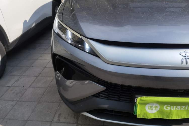 Used BYD Song Pro New Energy 2025 2nd Generation Intelligent Driving Version DM-i 75KM Leading Edition Right Front Headlight