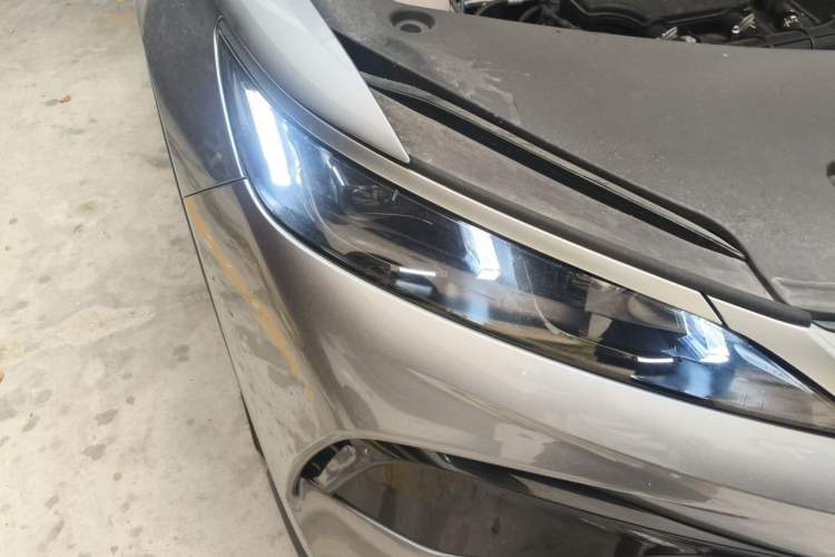 Used BYD Song Pro New Energy 2025 Second-Generation DM-i 115KM Excellence Version Right Front Headlight