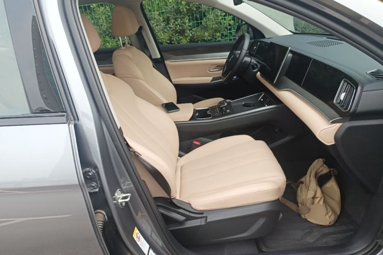 Used BYD Song Pro New Energy 2025 Second-Generation DM-i 115KM Overachiever Trim Right Front Seat