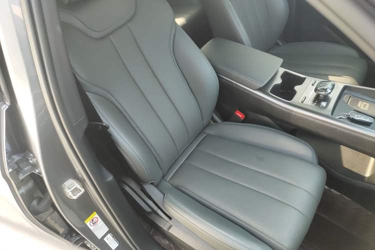 Used BYD Song Pro New Energy 2025 Second-Generation Intelligent Driving Version DM-i 115KM Superior Trim Right Front Seat