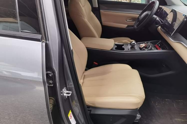 Used BYD Song Pro New Energy 2025 2nd Generation Intelligent Driving Version DM-i 75KM Leading Edition Right Front Seat