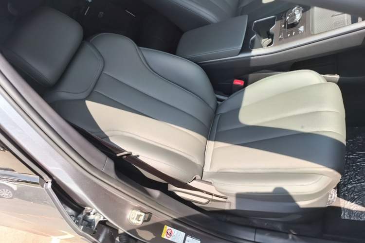 Used BYD Song Pro New Energy 2025 2nd Generation Intelligent Driving Version DM-i 75KM Leading Edition Right Front Seat