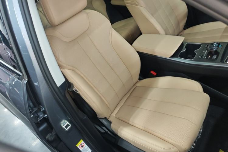 Used BYD Song Pro New Energy 2025 Second-Generation DM-i 75KM Overachiever Trim Right Front Seat