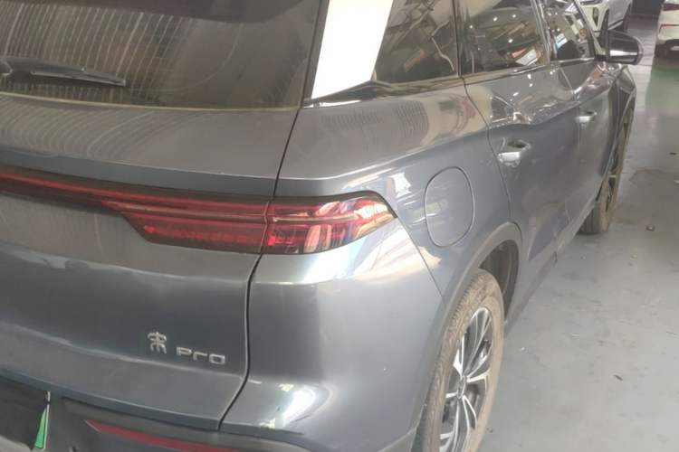 Used BYD Song Pro New Energy 2025 Second-Generation DM-i 75KM Leading Edition Right Rear Taillight
