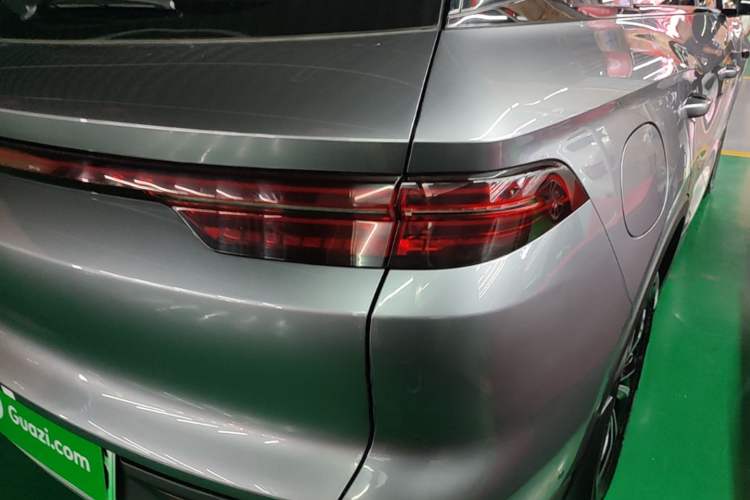 Used BYD Song Pro New Energy 2025 2nd Generation Intelligent Driving Version DM-i 75KM Overachiever Trim Right Rear Taillight