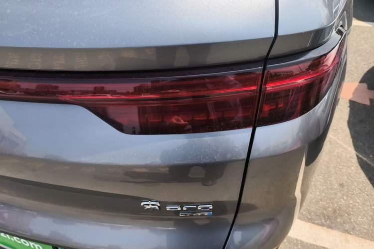 Used BYD Song Pro New Energy 2025 2nd Generation Intelligent Driving Version DM-i 75KM Leading Edition Right Rear Taillight