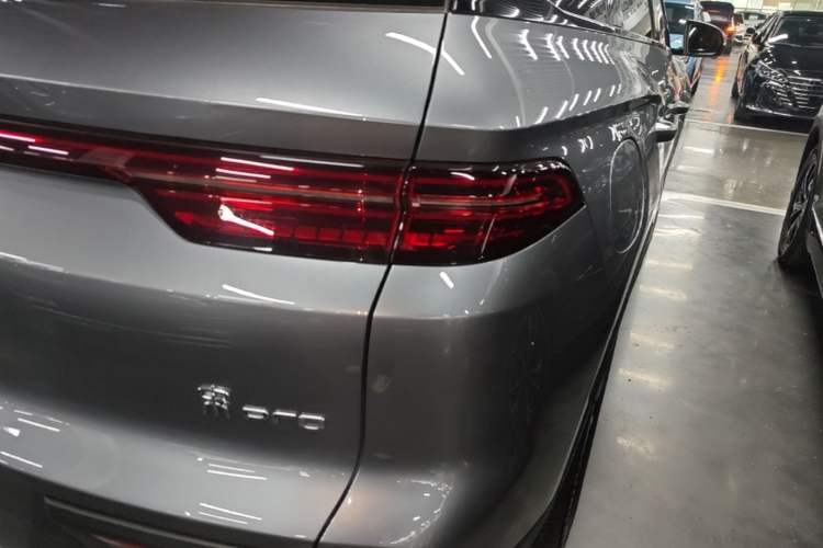 Used BYD Song Pro New Energy 2025 Second-Generation DM-i 75KM Overachiever Trim Right Rear Taillight