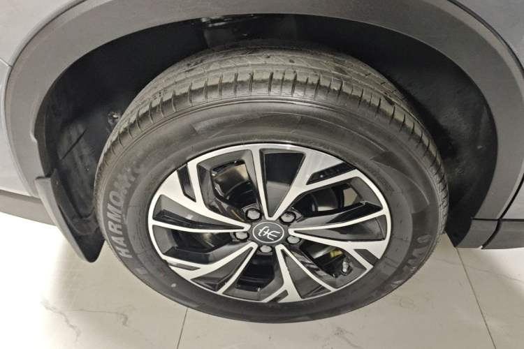 Used BYD Song Pro New Energy 2025 2nd Generation Intelligent Driving Version DM-i 75KM Leading Edition Right Rear Wheel Hub