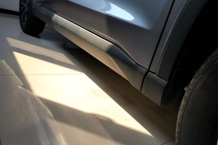 Used BYD Song Pro New Energy 2025 Second-Generation DM-i 75KM Leading Edition Right Side Sill