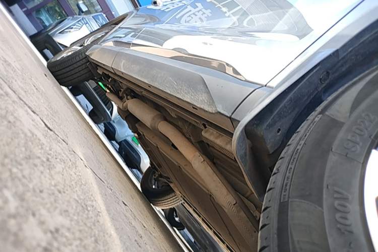 Used BYD Song Pro New Energy 2025 Second-Generation DM-i 75KM Leading Edition Right Side Sill