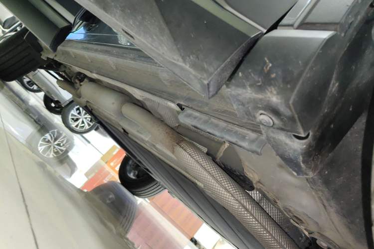 Used BYD Song Pro New Energy 2025 Second-Generation Intelligent Driving Version DM-i 115KM Excellence Edition Right Side Sill