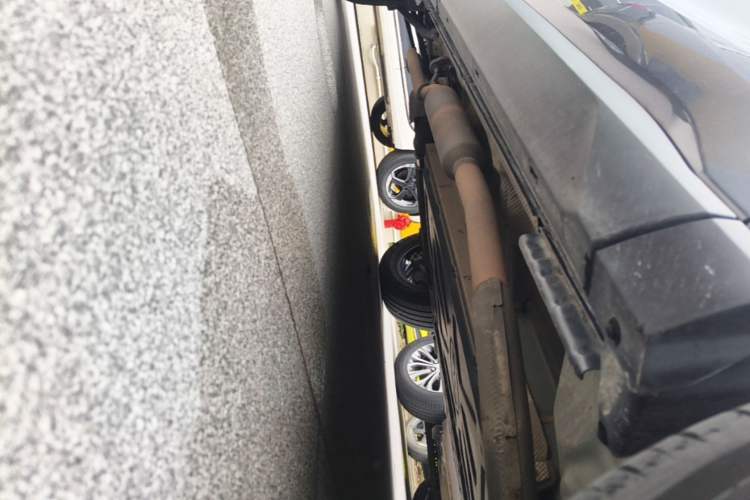 Used BYD Song Pro New Energy 2025 Second-Generation DM-i 75KM Leading Edition Right Side Sill