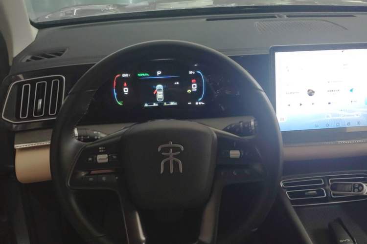Used BYD Song Pro New Energy 2025 Second-Generation DM-i 75KM Leading Edition Steering Wheel