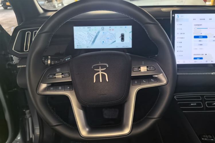 Used BYD Song Pro New Energy 2025 Second-Generation Intelligent Driving Version DM-i 115KM Superior Trim Steering Wheel