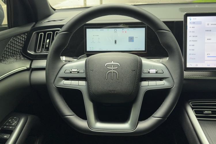 Used BYD Song Pro New Energy 2025 Second-Generation Intelligent Driving Version DM-i 115KM Superior Trim Steering Wheel