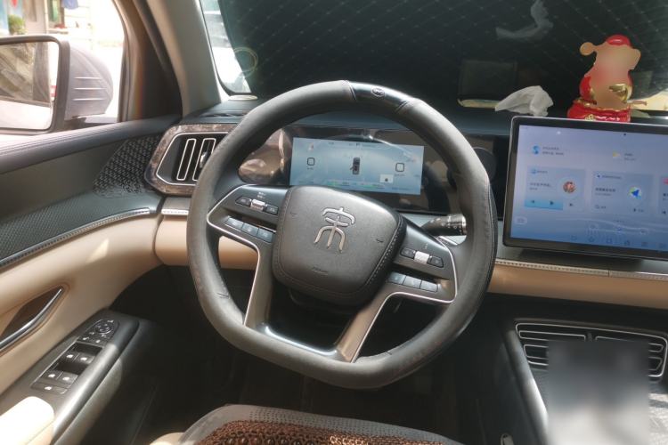 Used BYD Song Pro New Energy 2025 Second-Generation DM-i 115KM Overachiever Trim Steering Wheel